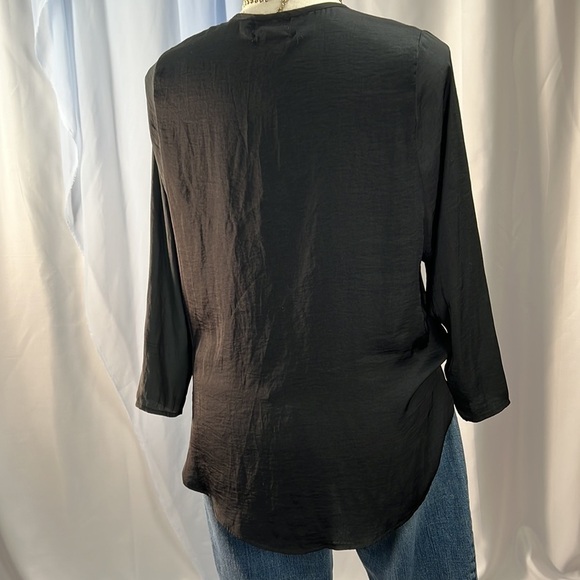 Silence + Noise black satin wrap high low long sleeve top loose fit XS - Picture 3 of 8